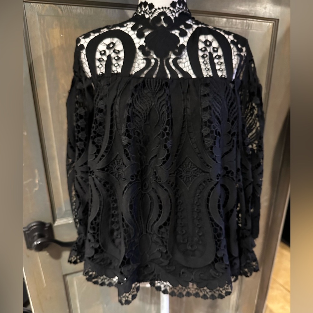 NWT ANTHROPOLOGIE black lace blouse